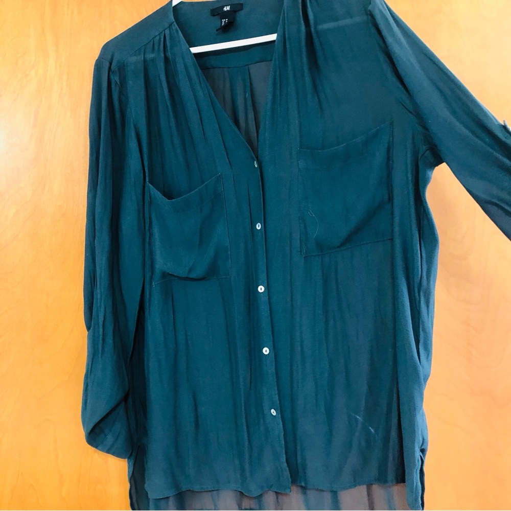 Green Button-Up silky Blouse